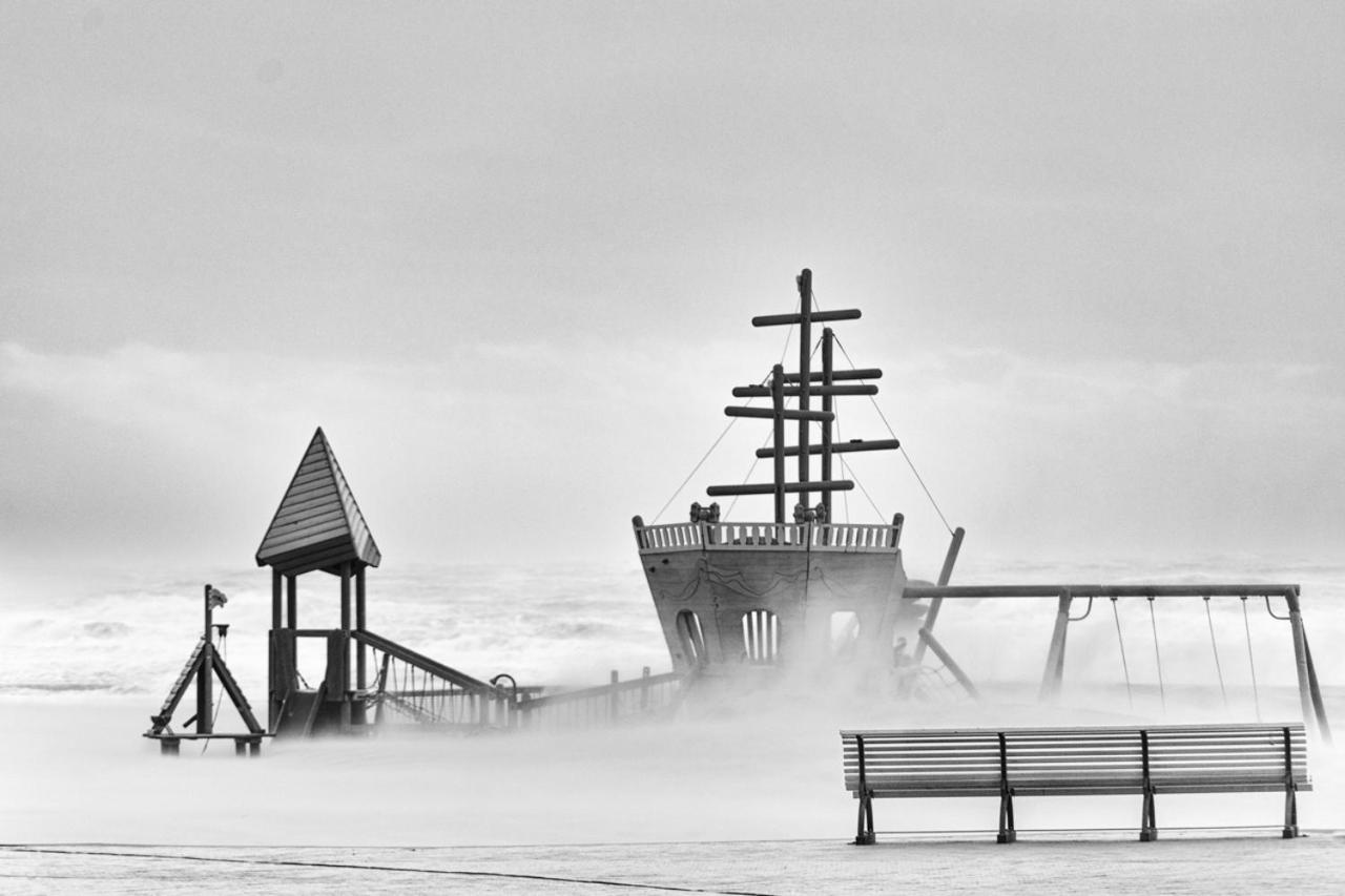 Knappe Studio Met Subliem Zeezicht! Ostende Kültér fotó